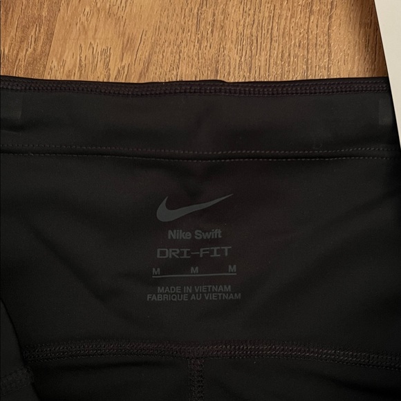 NWT Nike Swift High-Waisted 7/8 Running Leggings with Pockets - Picture 9 of 16